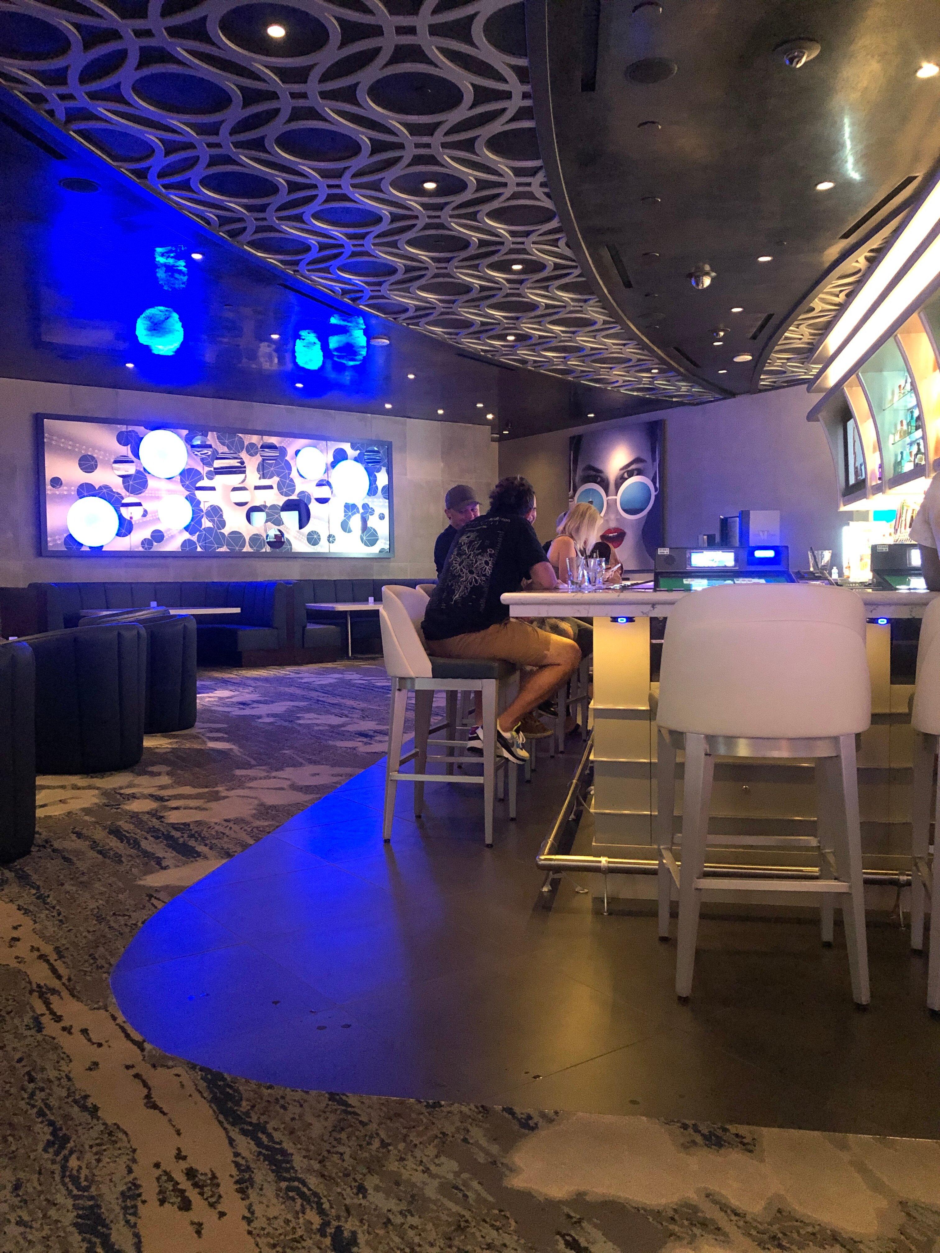 View Lounge