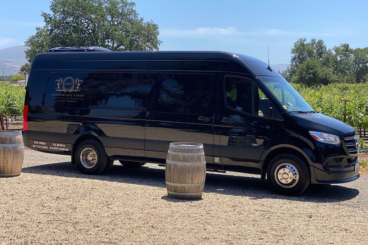 Phenomenal Limos & Wine Tours