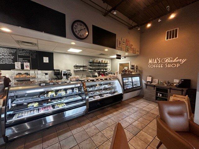 Mia's Bakery & Coffee Shop