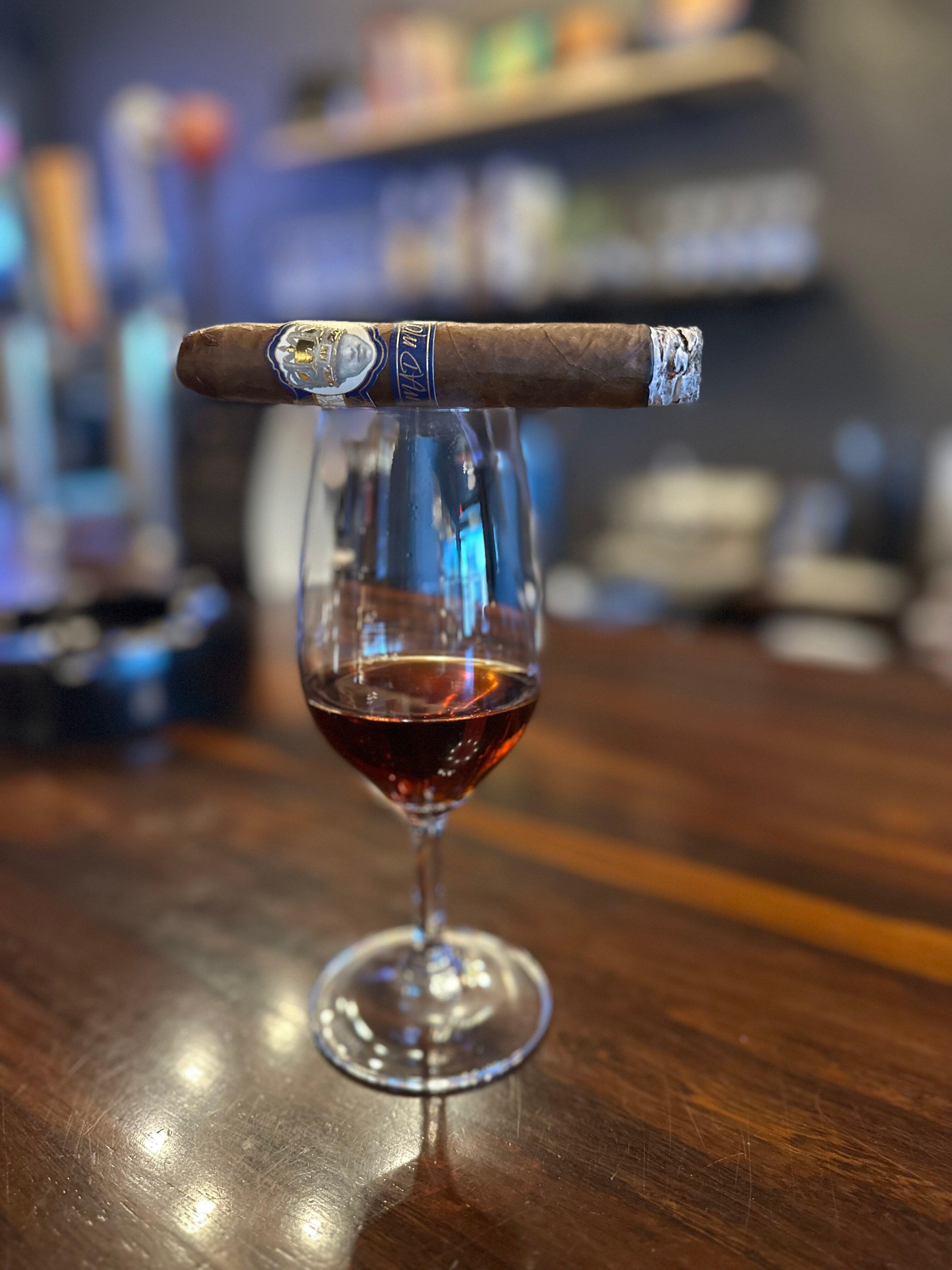 Estate Cigars & Social