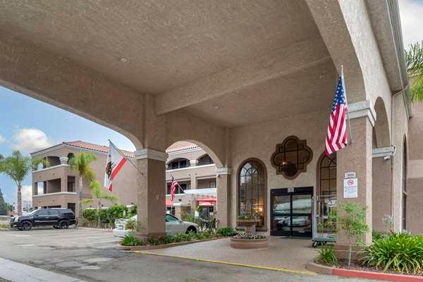 Quality Inn & Suites Camarillo-Oxnard