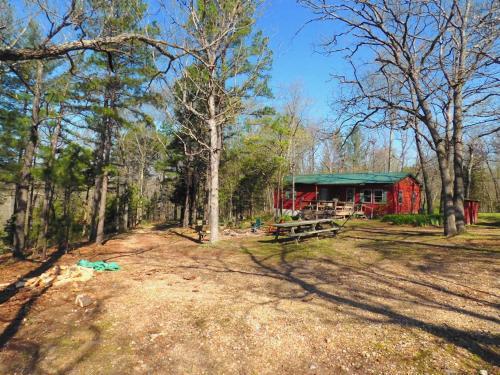 Rock Eddy Bluff Farm Cabins