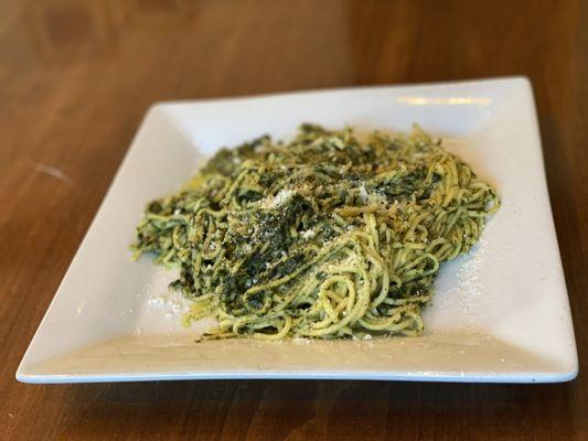 Spaghetti al pesto