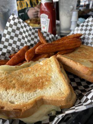 Grilled Cheeeeeez Sandwich & Sweet Potato Fries (side)