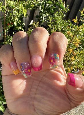 Colorful floral design by Yen