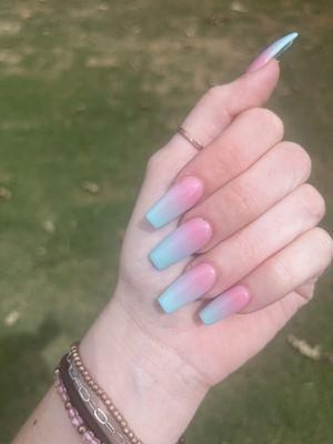 I asked for a mermaid ombré using pink and blue and they seriously did the best job. I am in love with this set.