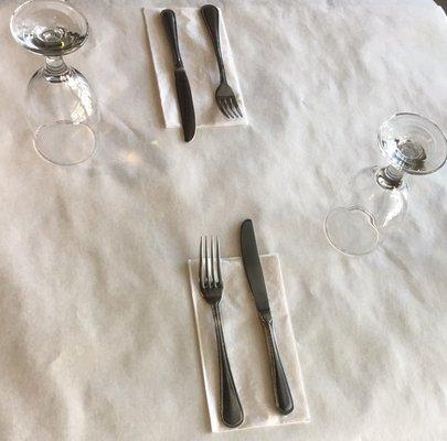 Simple table setting