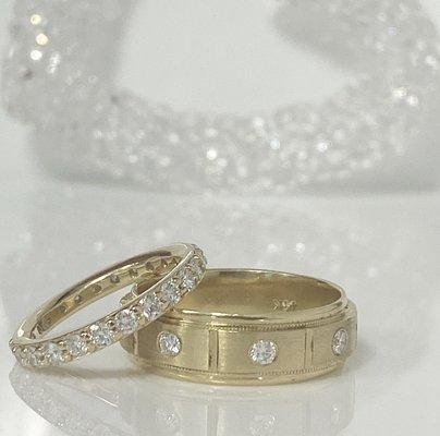 Yellow gold diamond wedding bands