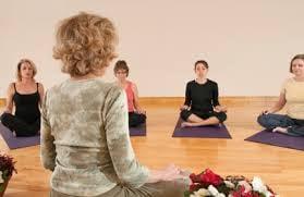 Joan teaches her students a way to meditate successfully. Call to arrange a FR*EE 30 minute session w her!