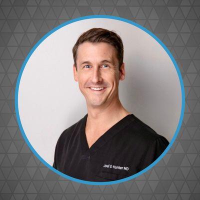 Dr. Joel Hunter is a board-certified Ophthalmologist specializing in Laser Cataract Surgery, LASIK, and SMILE.