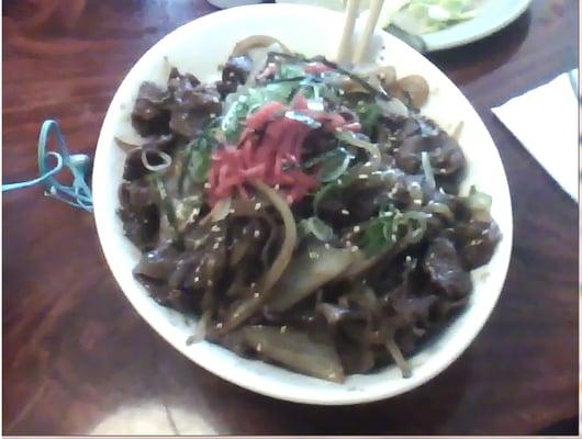 Beef donburi with tasty ginger