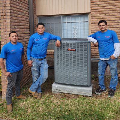 Air Conditioning machines Amana High Efficiency installation crew