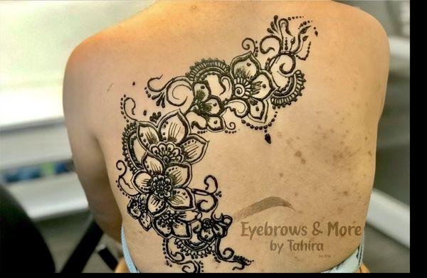 Henna Tattoo
Services : Threading, Henna Tattoo, Henna Tinting, Makeup
For Appointment / Event Booking please contact : 714-713-5266