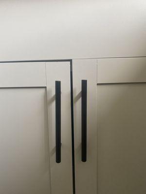 Wonky cabinets and handles