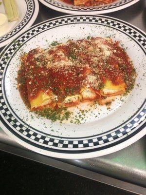 Yummy manicotti!