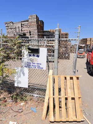 A & M Pallet Recyclers