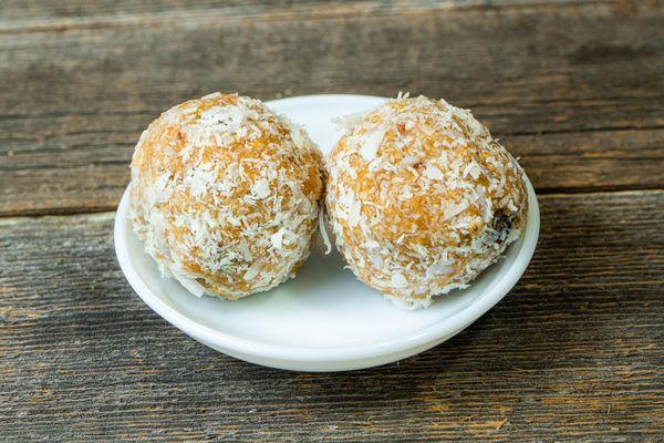 Homemade peanut butter balls with home made peanut butter