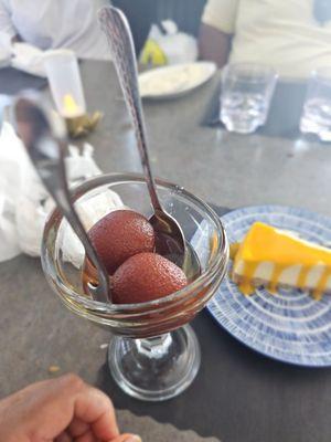 Gular Jamun