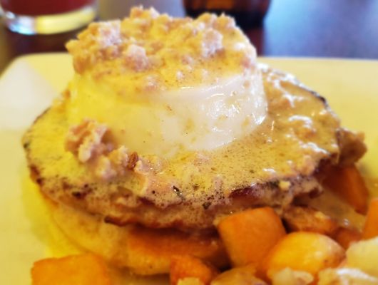 The biscuits and gravy Benedict