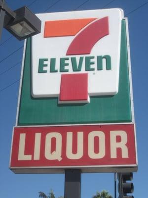 7-11 sign on corner / unique.