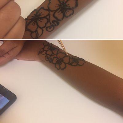 Henna tattoo