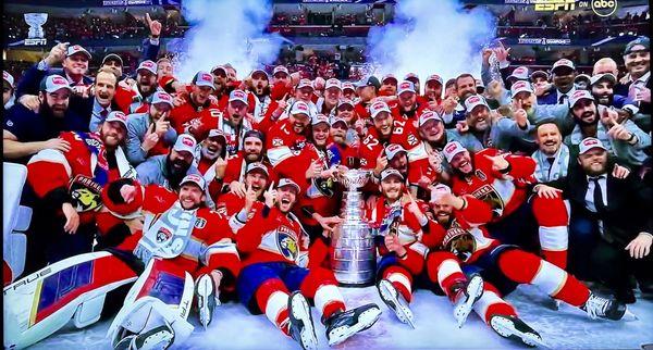 FLORIDA PANTHERS - 2024 STANLEY CUP CHAMPIONS