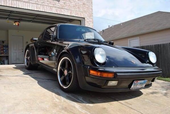 87' Porsche 911 in for full paint correction and coating.