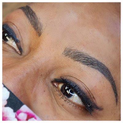 Autumns signature combo brow