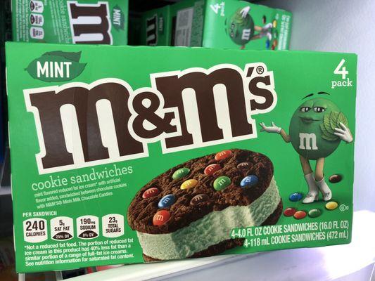 Oh damn!!! They had me at mint cookie sandwich!