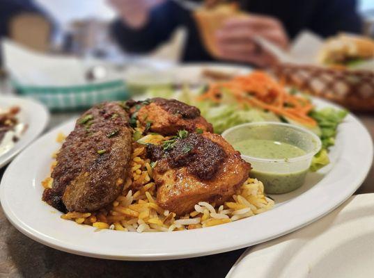 Mix plate with biryani rice - special request: less rice and more salad. Morning boba took a portion of my sugar/carb consumption allowance.