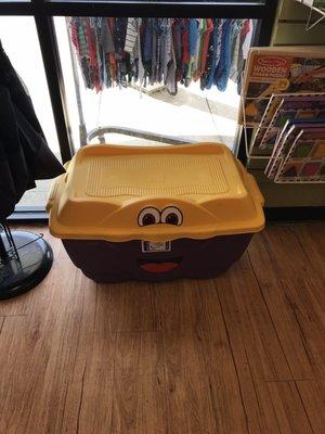 A cute toy box