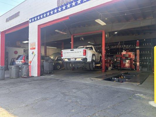 Dually on a lift