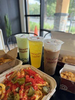 Honeydew MT, peach tea, Vietnamese coffee