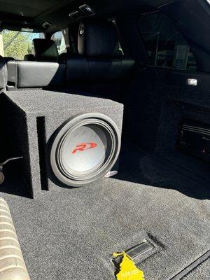 I had this subwoofer and box already, but Raul wired it up with an amp I bought from him and also and adjustable base knob.