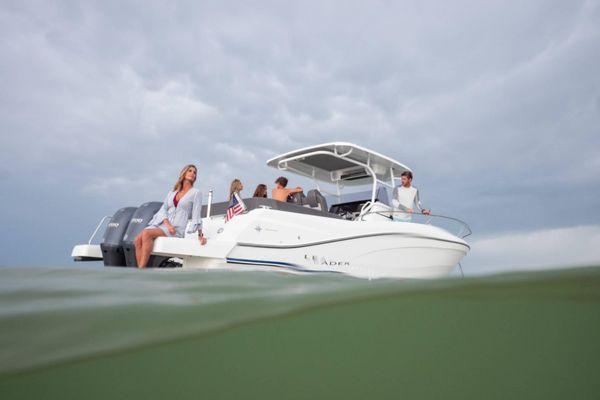 private boat charter. rent a boat. brooklyn. new york city.