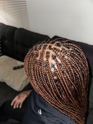 Small knotless box braids color