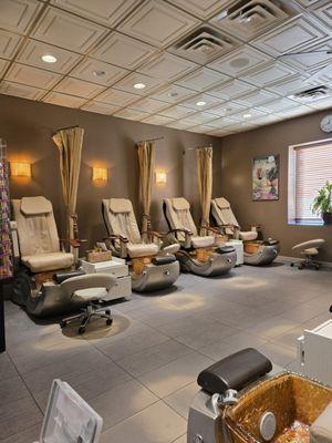 Excelsior Nails & Day Spa