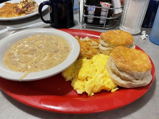 Biscuits and Spicy Gravy