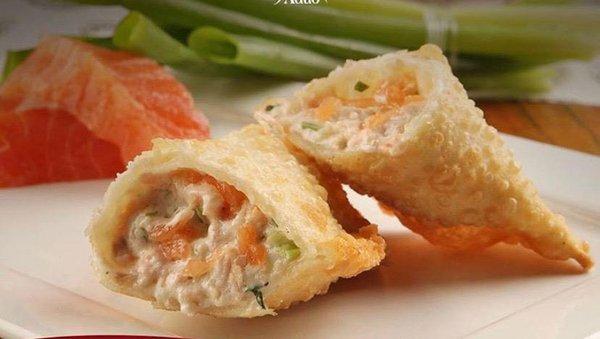 Salmon , cream cheese and green onions