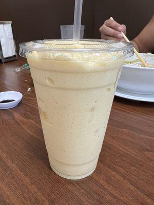 Mango smoothie