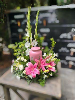 Urn arrangement