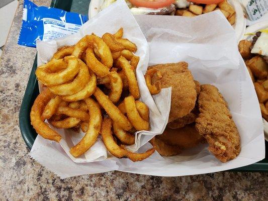 Kid's Tenders at Bill Gray's Irondequoit