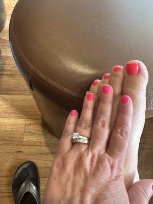 Orange toes/pink nails