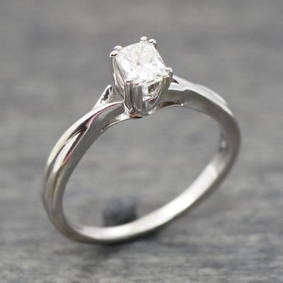 Radiant Diamond Solitaire