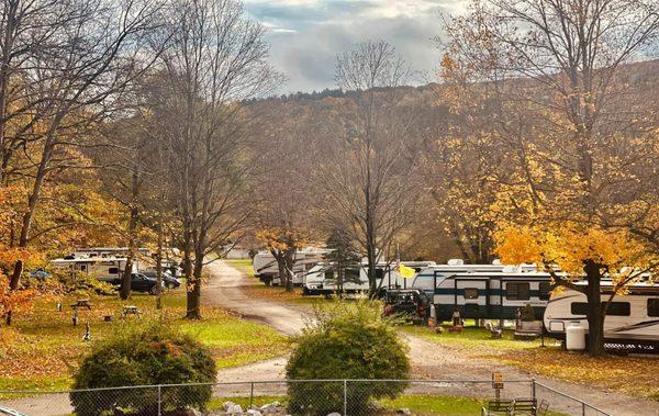 Enjoy the great outdoors all year around at Rustic Creek Family Campground, formerly known as Cozy Creek Family Campground.