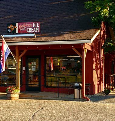 Red Barn Ice Cream