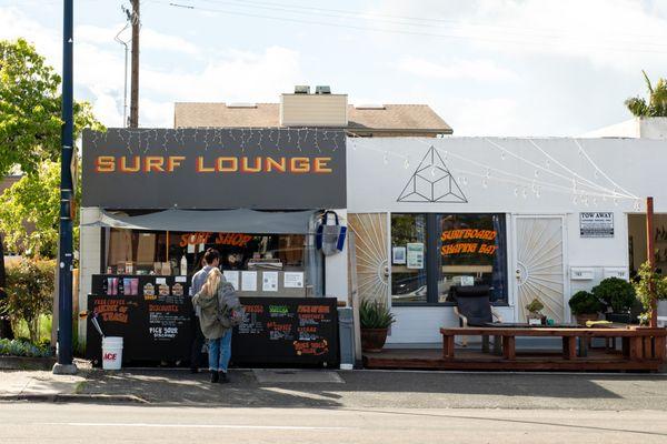 Surf Lounge