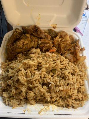 This is the "LARGE" curry chicken platter. It mostly consist of the overcooked not seasoned rice.