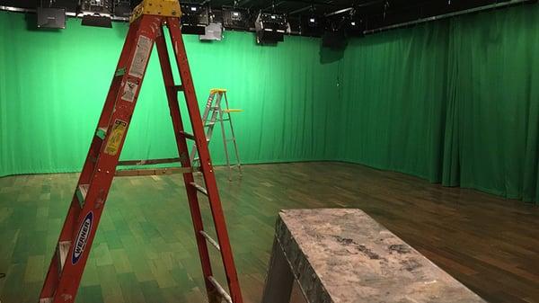 Green Curtain - Studio 253 NYC @ E.C. Pro Video Systems