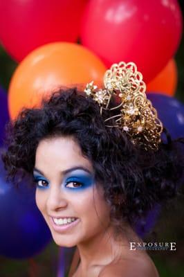 Balloons, curls and a smile! Makeup, hair, and hair accessories by Artistry by Lyd. Photography by Jason Talley Photography.